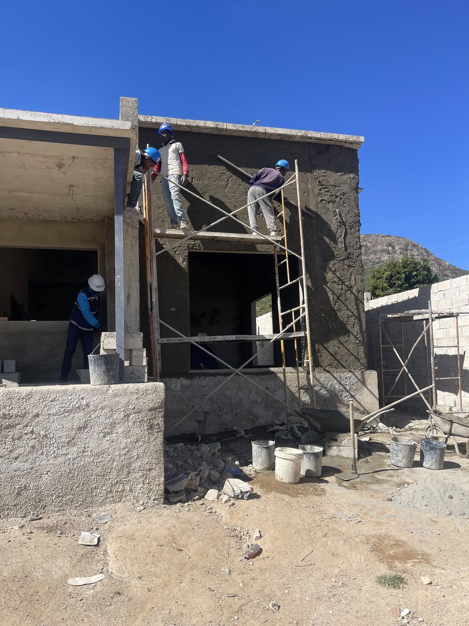 Banner de ELF Assistência Técnica – Arquitetura e Construção