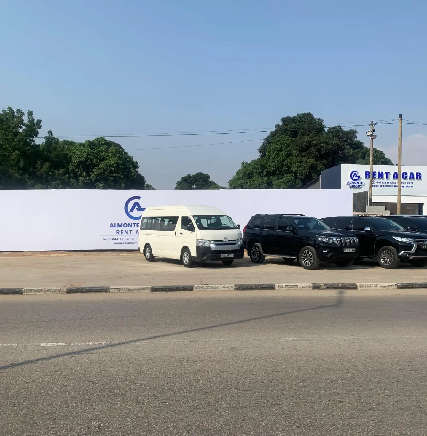 Seja para trabalho ou lazer, estamos prontos  levar-te mais longe, com o melhor serviço de rent a car em Luanda.