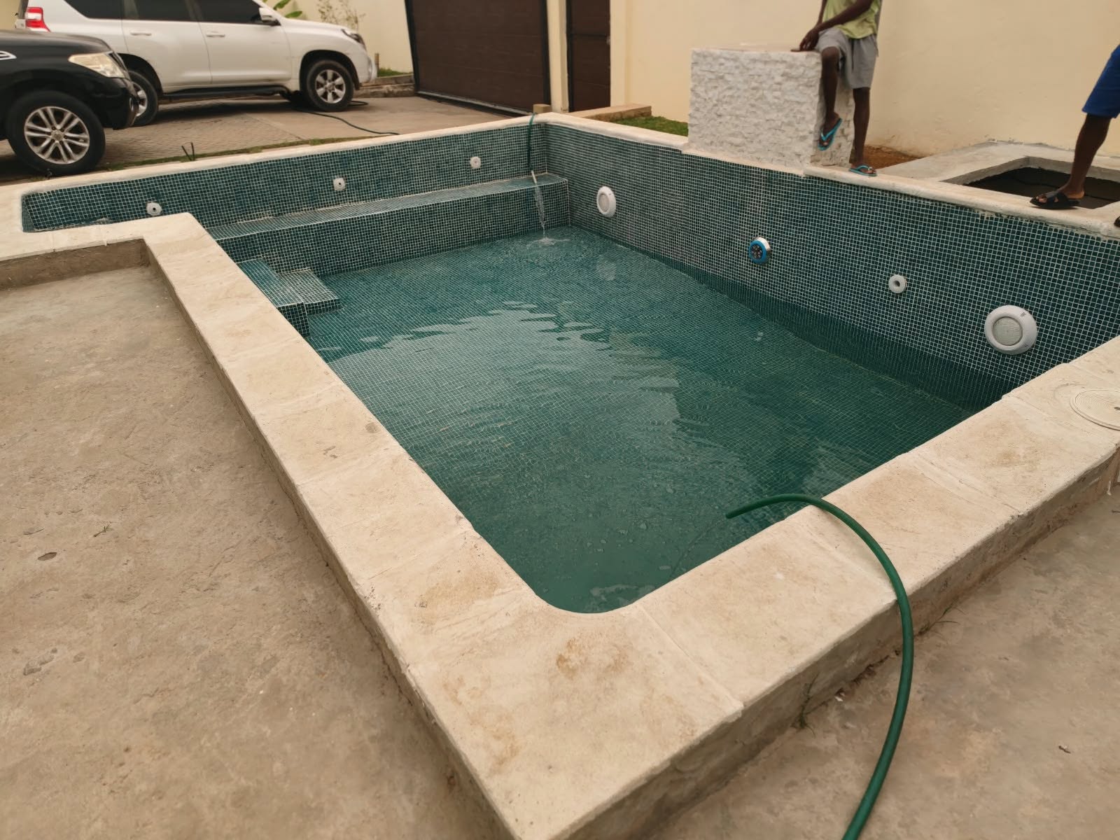 🏊‍♂️✨ **Na ZV Piscinas, qualidade, beleza e preço caminham juntos!**