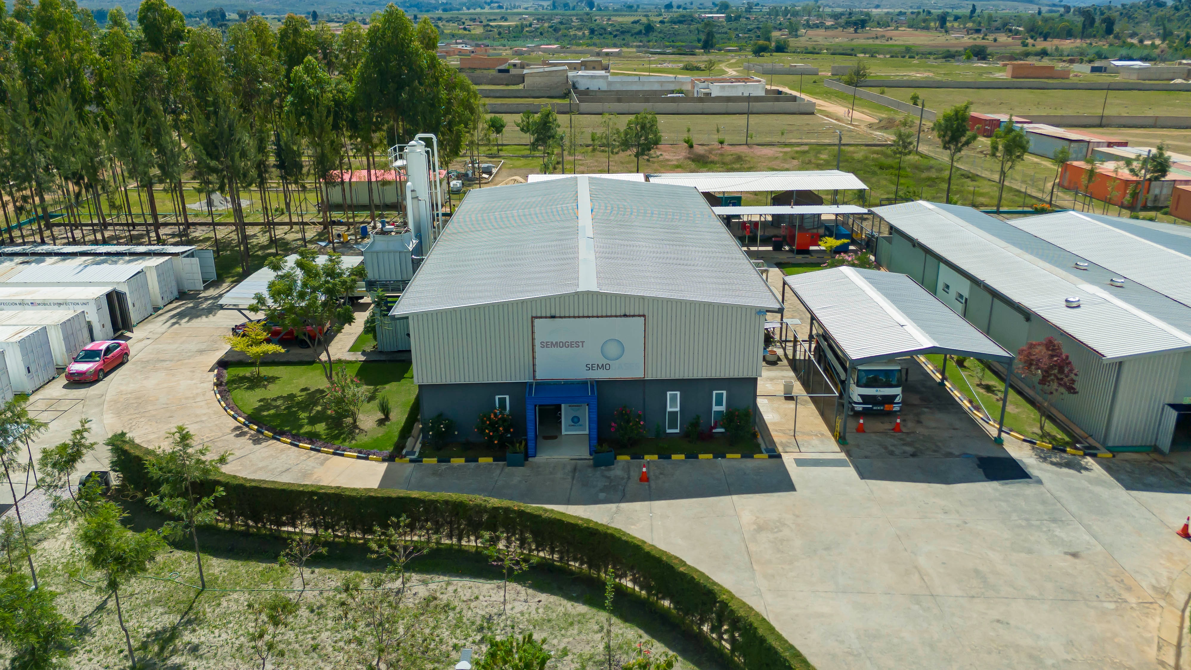A nossa unidade representa o compromisso com a produção de gases medicinais e industriais, aliando tecnologia, eficiência operacional e rigor técnico para garantir soluções seguras e confiáveis.