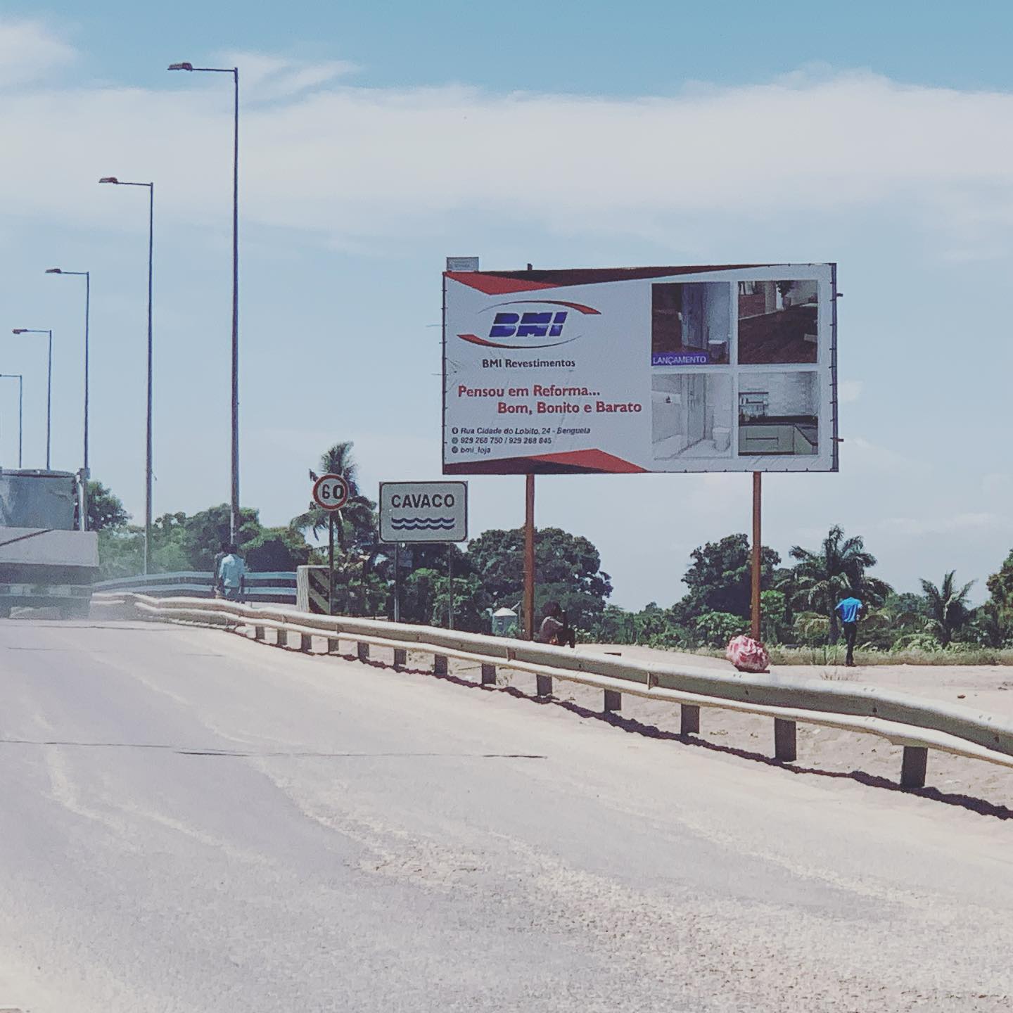 Outdoor eMedia.Ao Benguela