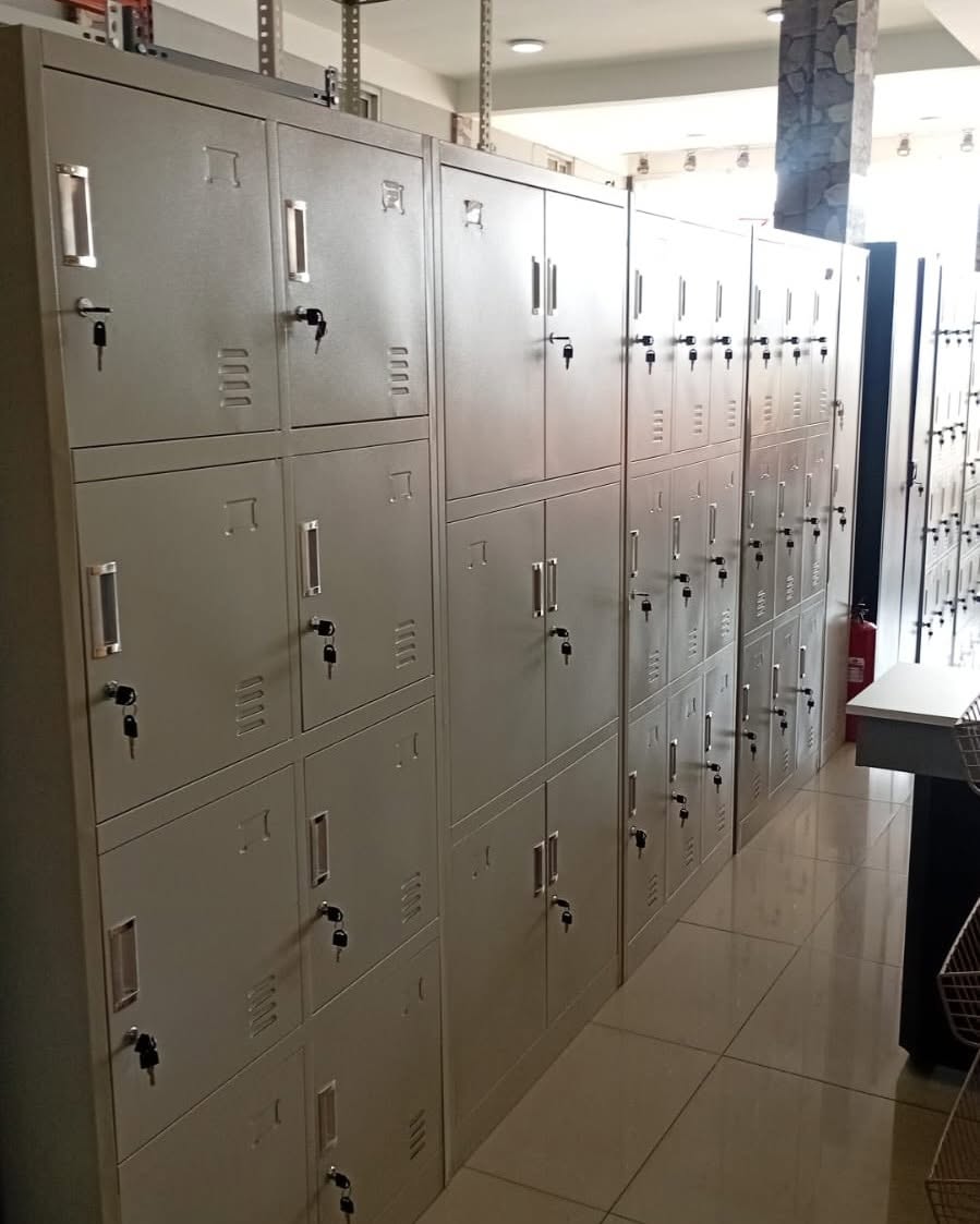 Loja de prateleiras em Angola estamos localizados no gamek frente ao terminal da macon