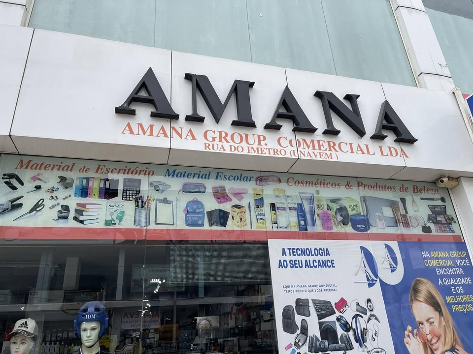 Banner de Amana shopping luanda