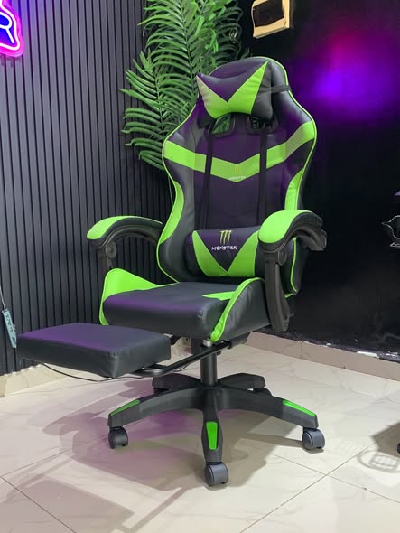 Cadeira Gaming Monster disponível